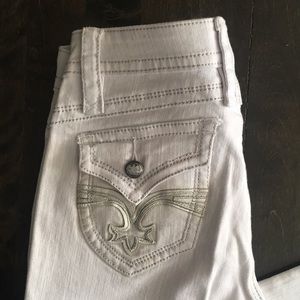 White  Capri “Suko Jeans”